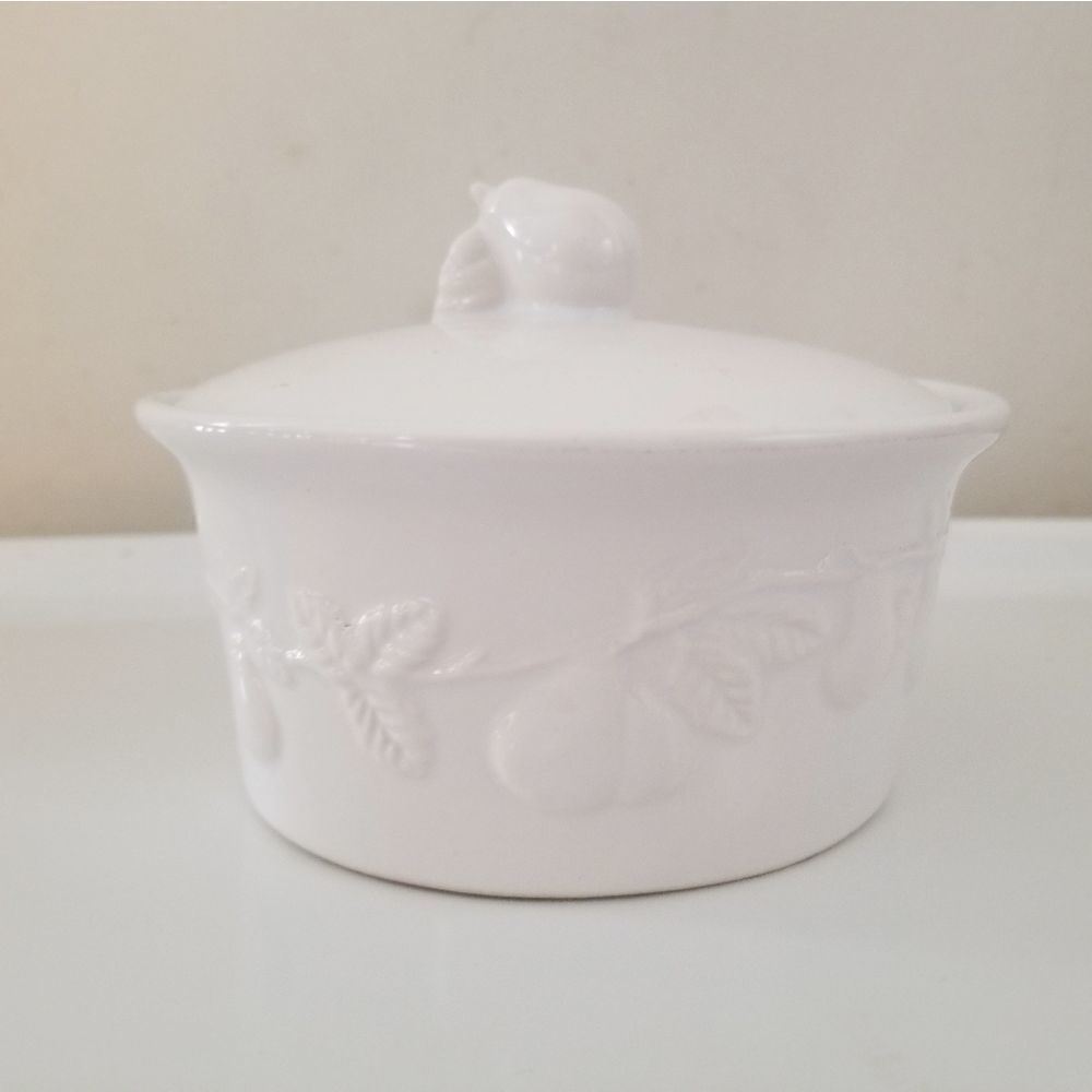 Lillian Vernon vintage farmhouse dish